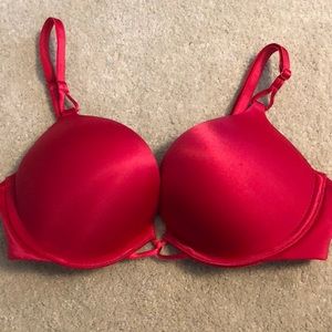 Victoria’s Secret Miraculous Plunge